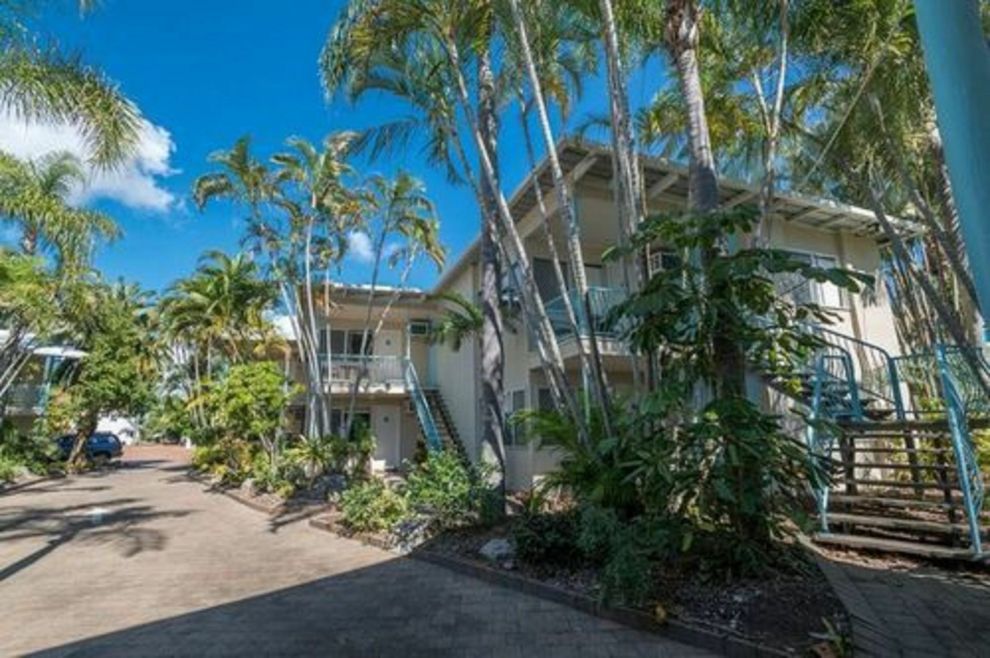 The Beach Motel Hervey Bay Exterior photo